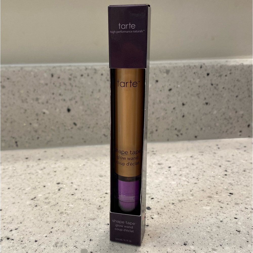 Shape Tape Glow Wand in the shade Agleam